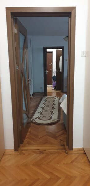Inchiriere apartament cu 3 camere langa Gurade Metrou Lujerului
